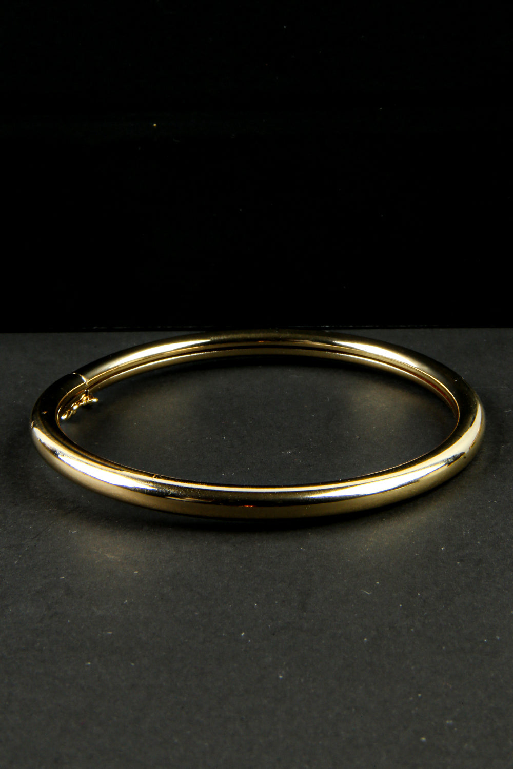 Simple Rounded Bangle